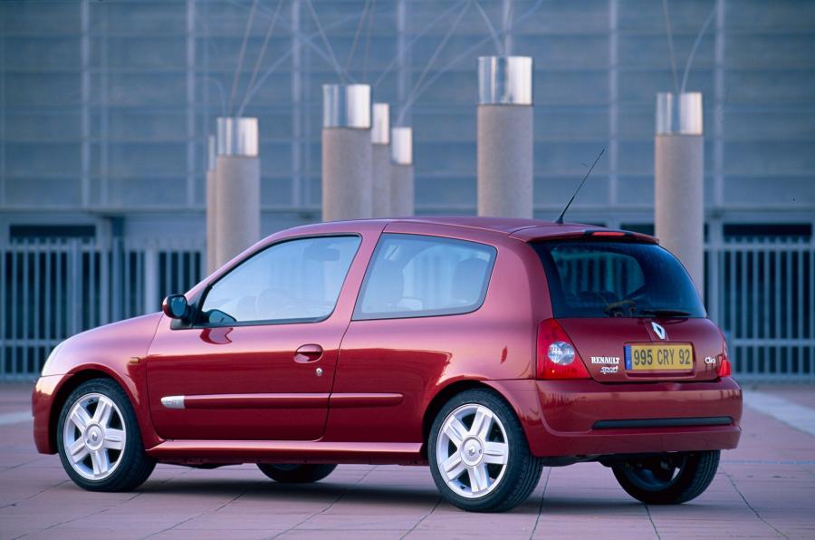  Renault Clio Sport 2002 года  (фото 51 из 76)